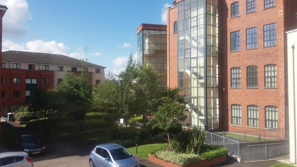 Park Apartments At Obc Белфаст Екстериор снимка