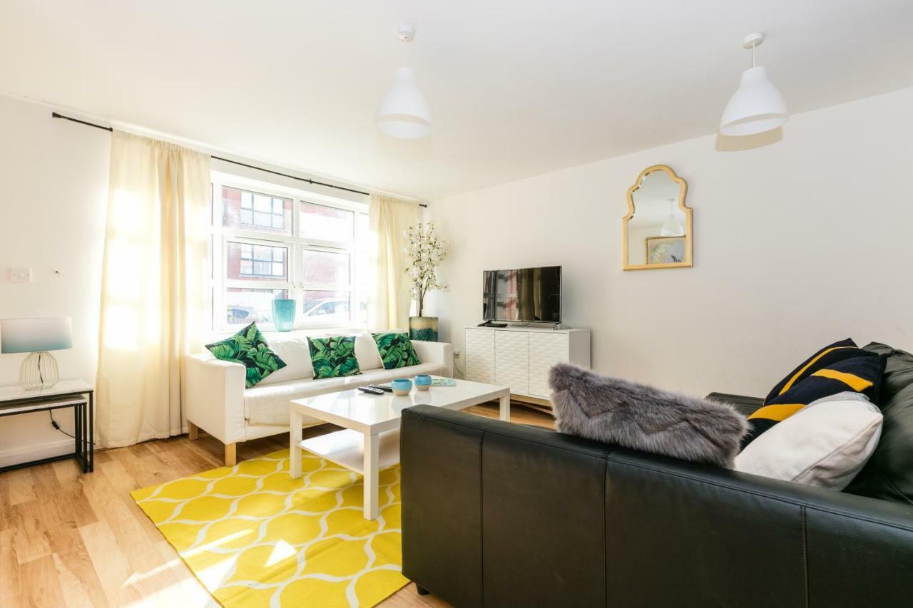 Park Apartments At Obc Белфаст Екстериор снимка